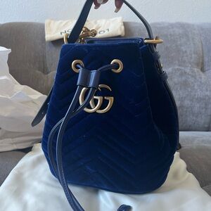 Velvet Matelasse GG Marmont Bucket Bag Cobalt Blue